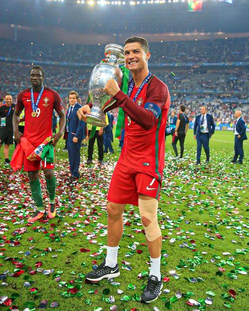 世体：希门尼斯全程参与马竞训练，尼古拉斯和朗格莱缺席训练