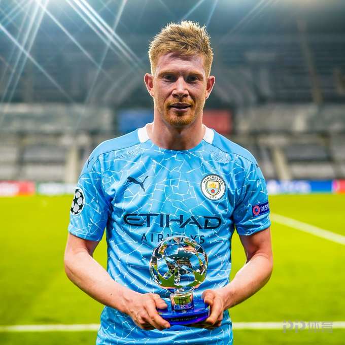 CSGO蘑菇高清画面：专业玩家是如何压制敌人的？